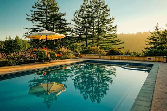 Private 3BR Estate Wing | Ocean Views & 90 Acres - Image 1