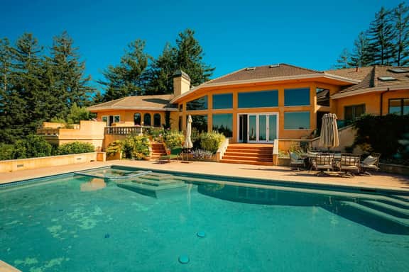 Private 3BR Estate Wing | Ocean Views & 90 Acres - Image 3